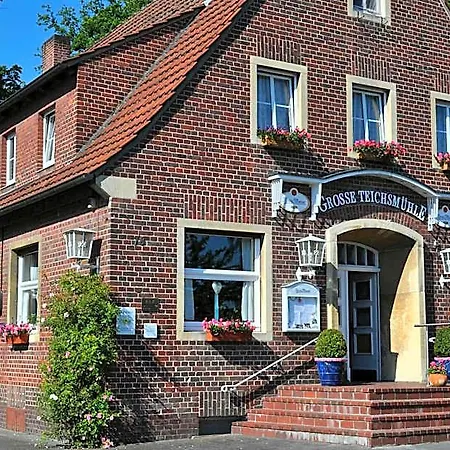 Restaurant Grosse Teichsmuehle Hotel 3*
