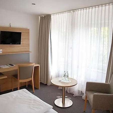 Restaurant Grosse Teichsmuehle Hotel 3*